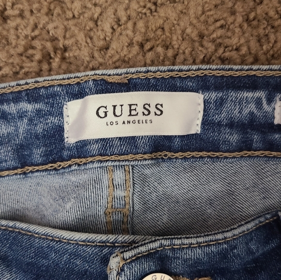 Guess Jeans - Picture 3 of 3